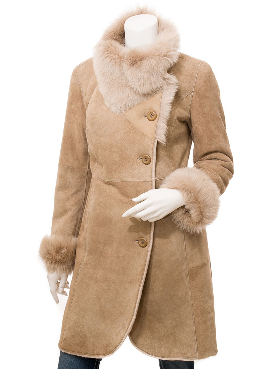 WOMEN'S BEIGE TOSCANA SHEARLING COAT